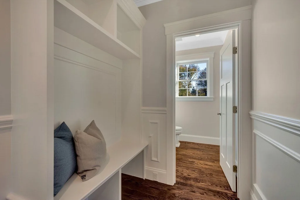 5 bed, 2 bath apartment for rent at 53 Old Mystic St, Arlington — photo 11 of 31