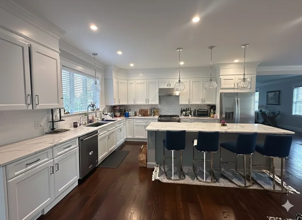 5 bed, 2 bath apartment for rent at 53 Old Mystic St, Arlington — photo 5 of 31
