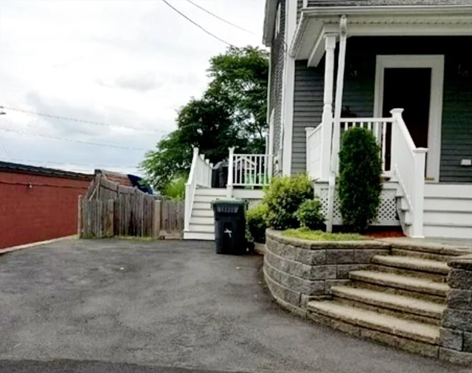 2 bed, 2 bath apartment for rent at 53 Orchard Unit 0, Dedham — photo 2 of 25
