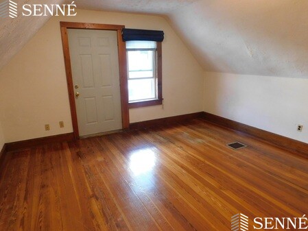 4.5 bed, 2 bath apartment for rent at 53 Porter Rd Unit 2, North Cambridge — photo 5 of 9