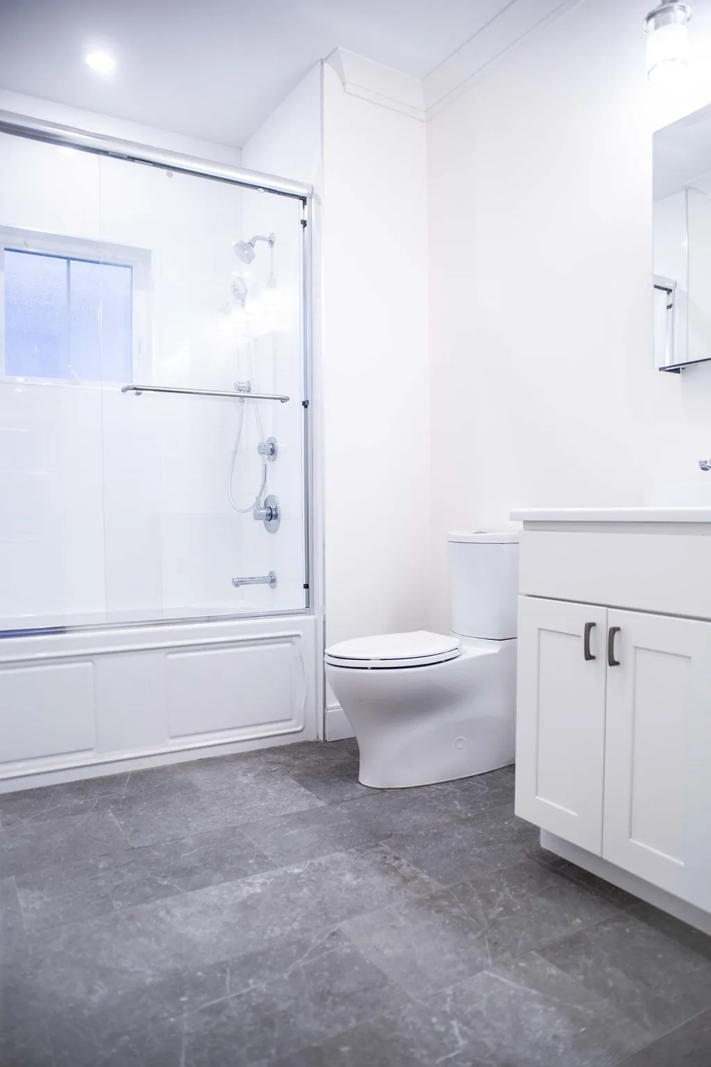 4 bed, 2 bath apartment for rent at 53 Quint Ave Unit 3, Brighton — photo 12 of 16