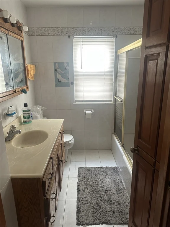 3 bed, 1 bath apartment for rent at 53 Rogers Ave Unit 1, Ball Square — photo 9 of 19