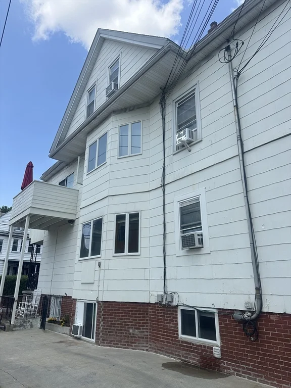 3 bed, 1 bath apartment for rent at 53 Rogers Ave Unit 1, Ball Square — photo 13 of 19