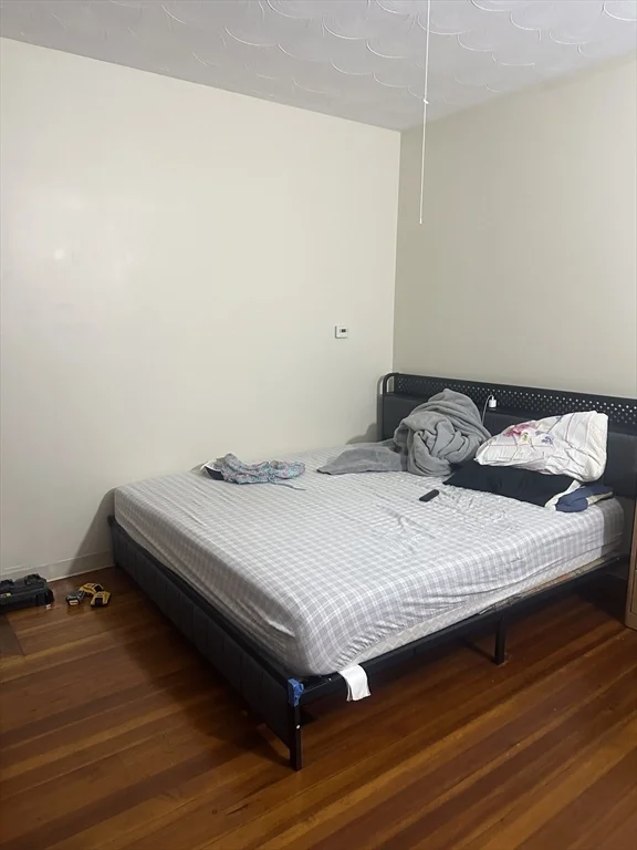 3 bed, 1 bath apartment for rent at 53 Rogers Ave Unit 1, Ball Square — photo 7 of 19