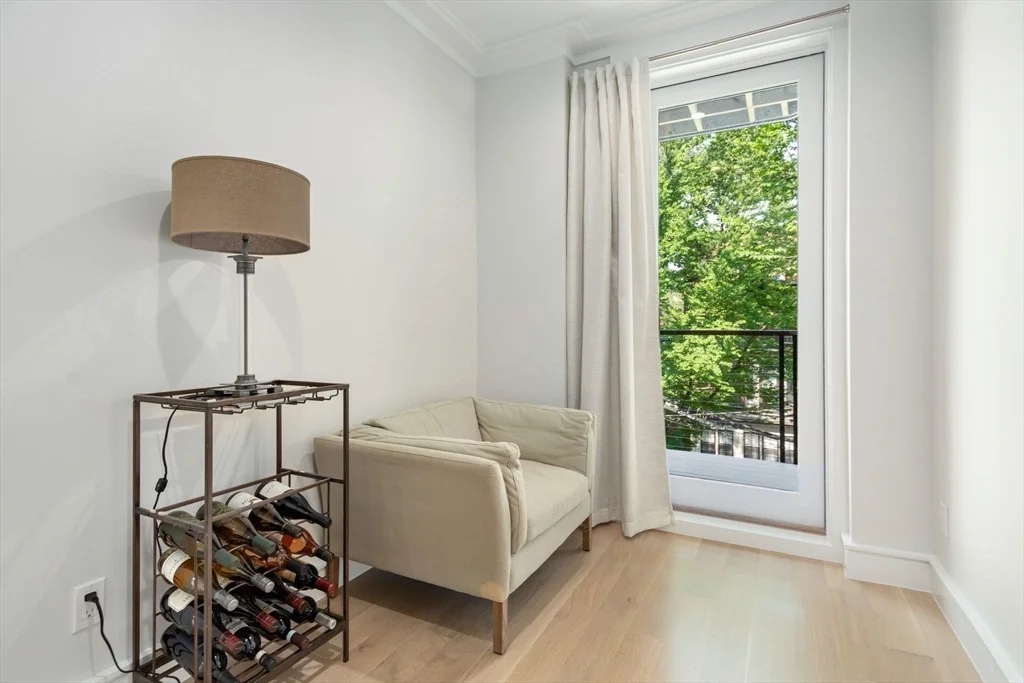 2 bed, 1 bath apartment for rent at 53 Rutland Sq Unit 2, South End — photo 11 of 14