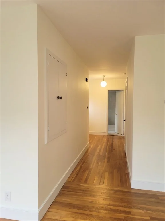 1 bed, 1 bath apartment for rent at 53 Sacramento Unit 2, Baldwin — photo 6 of 15