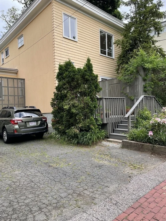 1 bed, 1 bath apartment for rent at 53 Sacramento Unit 2, Baldwin — photo 13 of 15