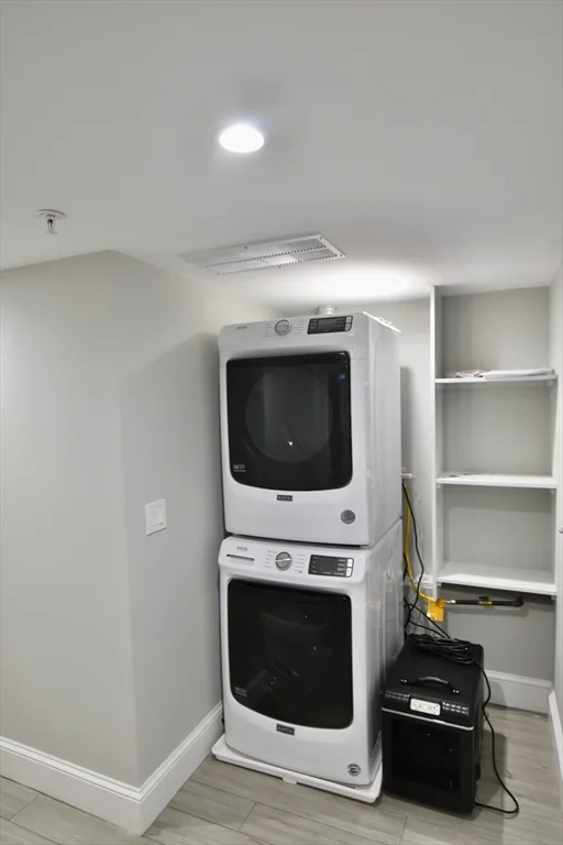 2 bed, 2 bath apartment for rent at 53 Savin Hill Ave Unit B, Dorchester — photo 6 of 11