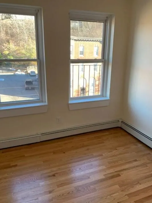 Studio bed, 1 bath apartment for rent at 53 South Huntington Ave Unit 102, Jamaica Plain — photo 3 of 6