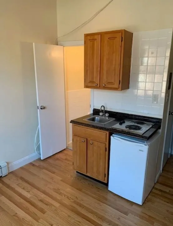 Studio bed, 1 bath apartment for rent at 53 South Huntington Ave Unit 304, Jamaica Plain — photo 1 of 6