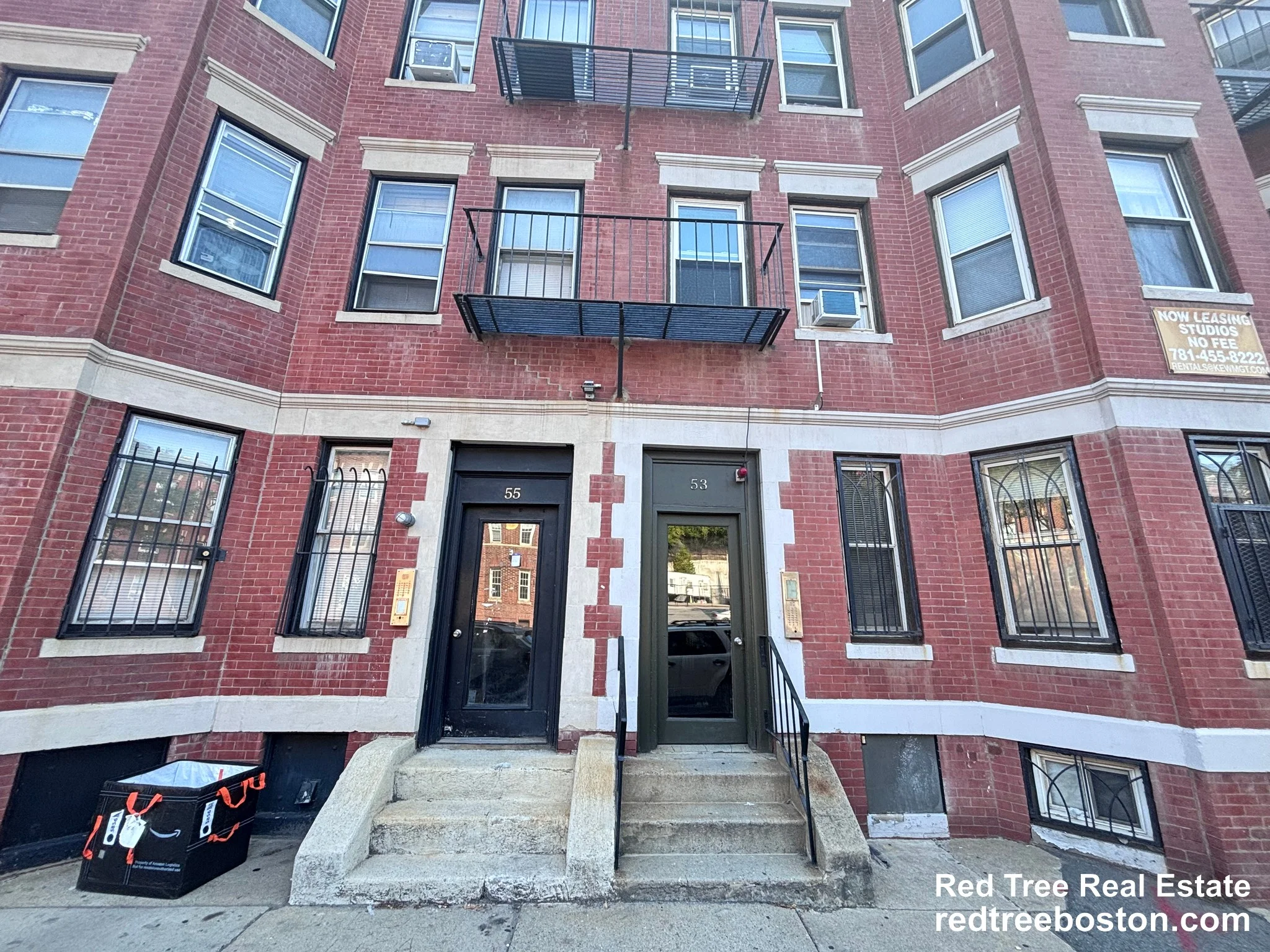 Studio bed, 1 bath apartment for rent at 53 South Huntington Ave Unit 305, Jamaica Plain — photo 4 of 4
