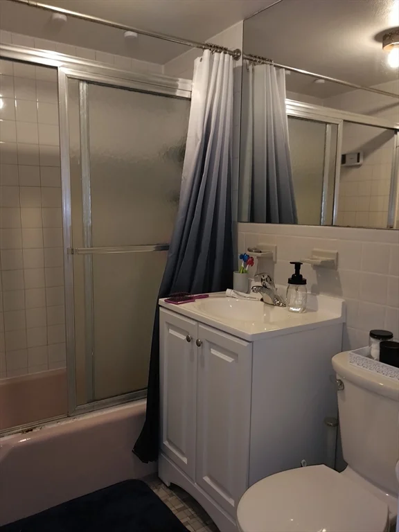1 bed, 1 bath apartment for rent at 53 St Paul Unit 3, Coolidge Corner — photo 7 of 9
