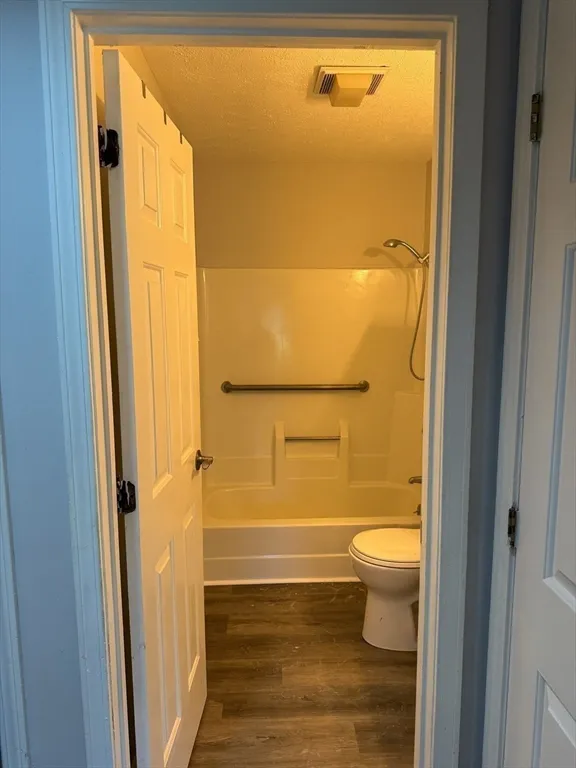 2 bed, 1 bath apartment for rent at 53 Steeplechase Ct Unit 53, Zip 01832 — photo 17 of 21
