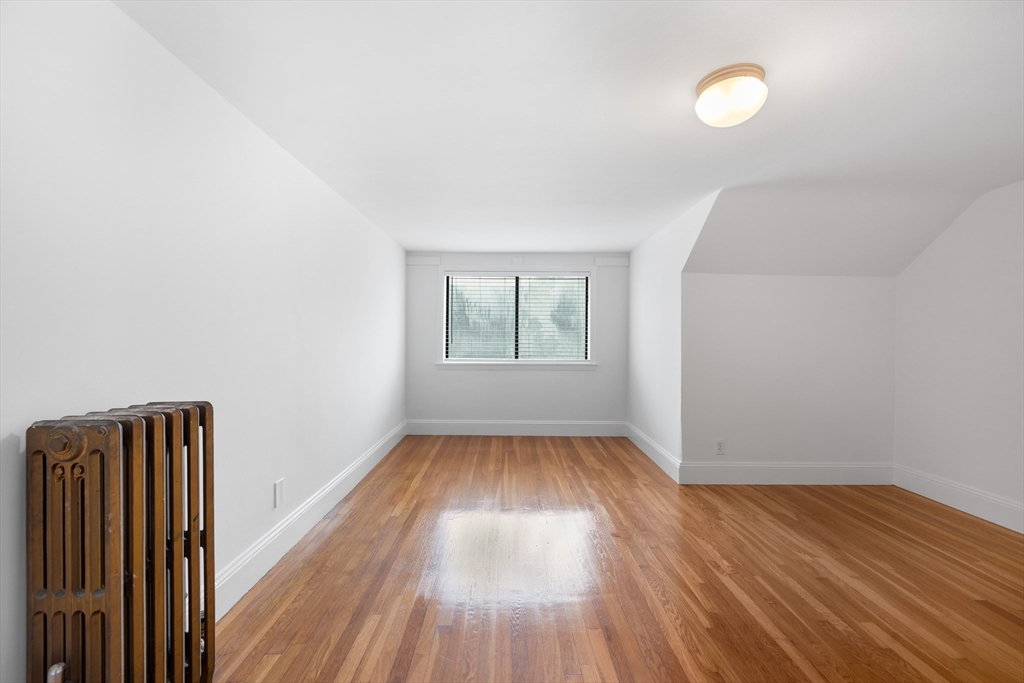 4 bed, 1 bath apartment for rent at 53 Stockton St Unit 2, Dorchester — photo 26 of 33