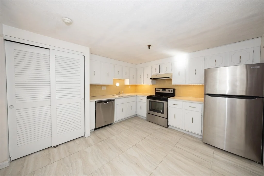 2 bed, 1 bath apartment for rent at 53 Swanson Ct Unit 11C, Boxborough — photo 7 of 31