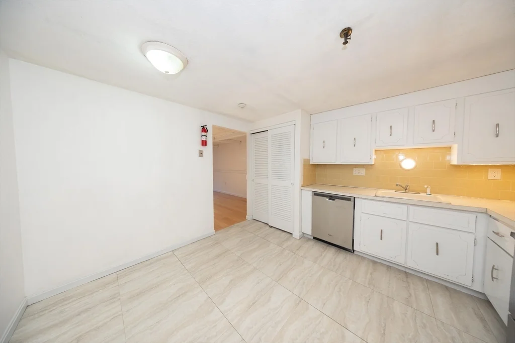 2 bed, 1 bath apartment for rent at 53 Swanson Ct Unit 11C, Boxborough — photo 10 of 31