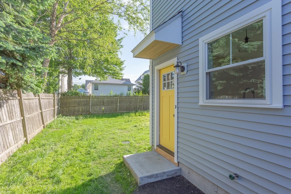 1 bed, 1 bath apartment for rent at 53 Tapley Ave Unit 2, Revere — photo 2 of 10