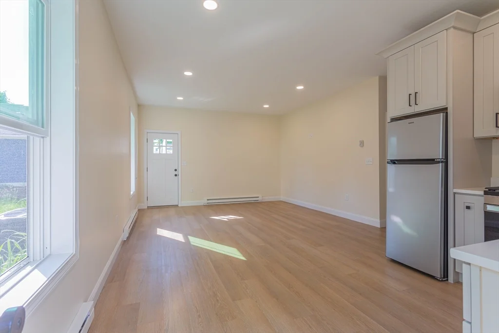 1 bed, 1 bath apartment for rent at 53 Tapley Ave Unit 2, Revere — photo 3 of 10