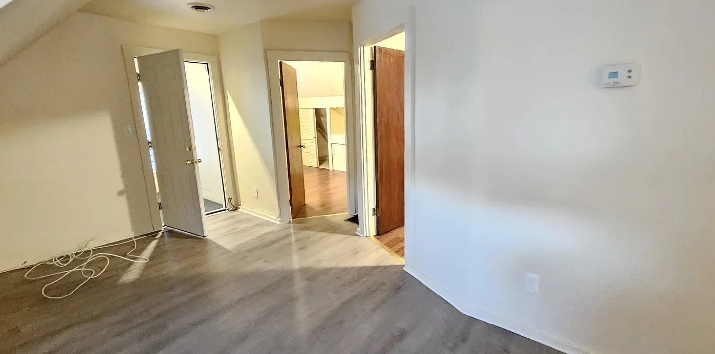 2 bed, 1 bath apartment for rent at 53 Taylor Ave Unit 3, Brockton — photo 5 of 12