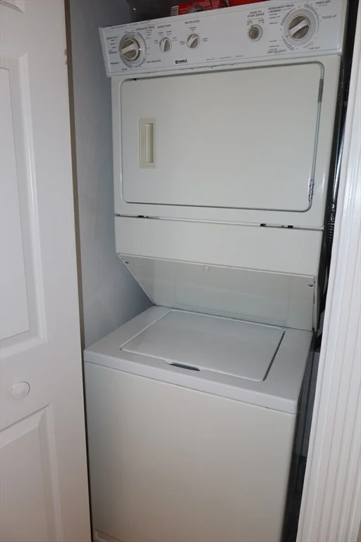 2 bed, 2 bath apartment for rent at 53 Thomas Park Unit 9, South Boston — photo 14 of 26
