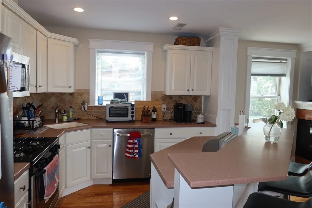 2 bed, 2 bath apartment for rent at 53 Thomas Park Unit 9, South Boston — photo 9 of 26