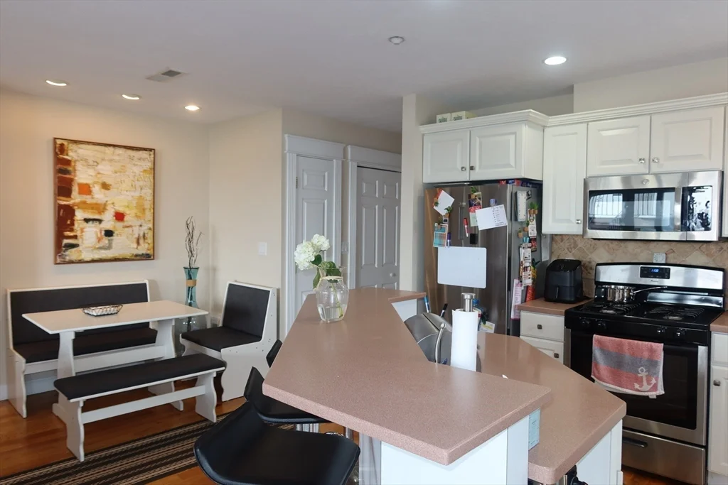 2 bed, 2 bath apartment for rent at 53 Thomas Park Unit 9, South Boston — photo 8 of 26