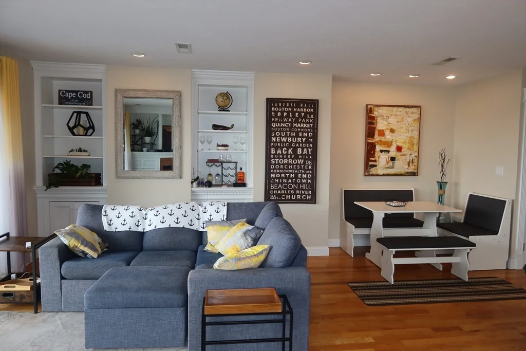 2 bed, 2 bath apartment for rent at 53 Thomas Park Unit 9, South Boston — photo 4 of 26