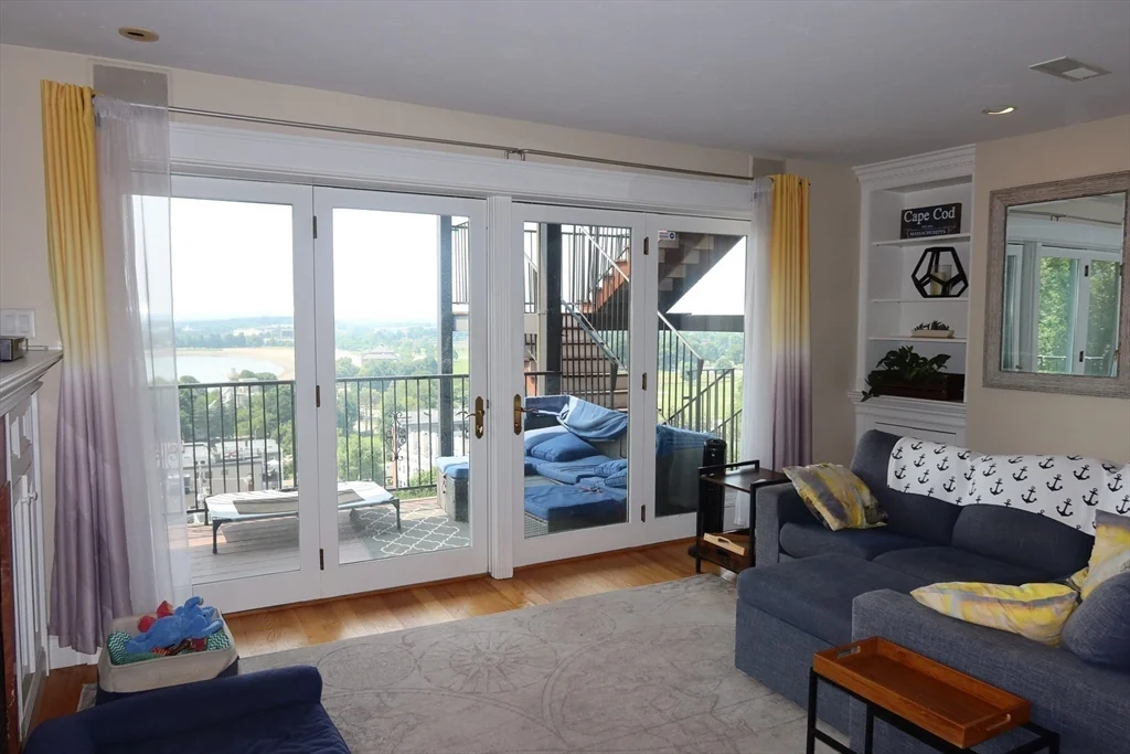 2 bed, 2 bath apartment for rent at 53 Thomas Park Unit 9, South Boston — photo 5 of 26