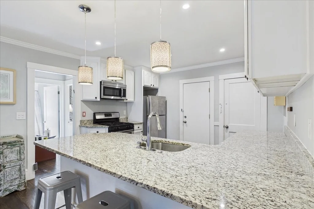 2 bed, 1 bath apartment for rent at 53 Torrey Unit 1, Dorchester — photo 10 of 24