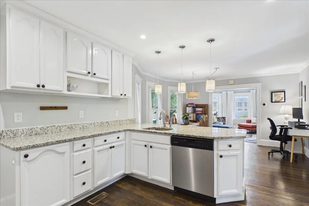 2 bed, 1 bath apartment for rent at 53 Torrey Unit 1, Dorchester — photo 11 of 24