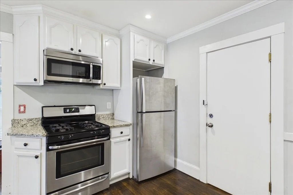 2 bed, 1 bath apartment for rent at 53 Torrey Unit 1, Dorchester — photo 12 of 24