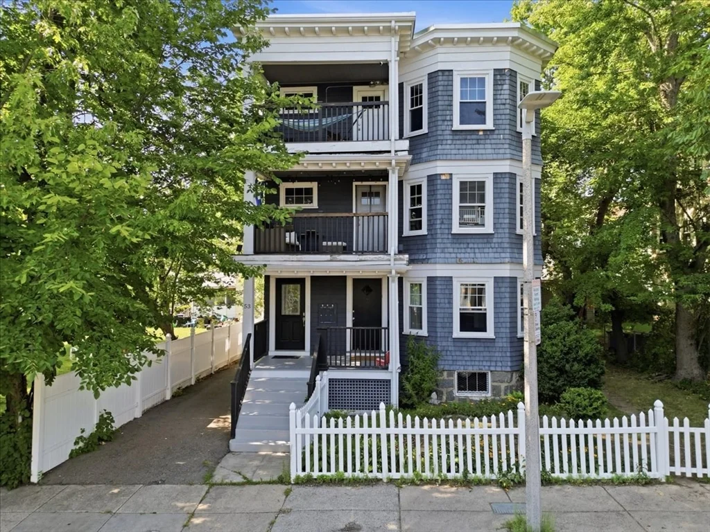 2 bed, 1 bath apartment for rent at 53 Torrey Unit 1, Dorchester