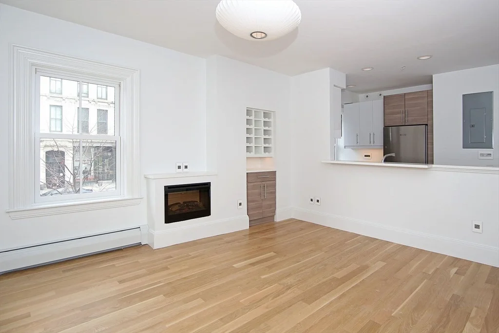 2 bed, 2 bath apartment for rent at 53 Union Park Unit 1, South End — photo 2 of 14
