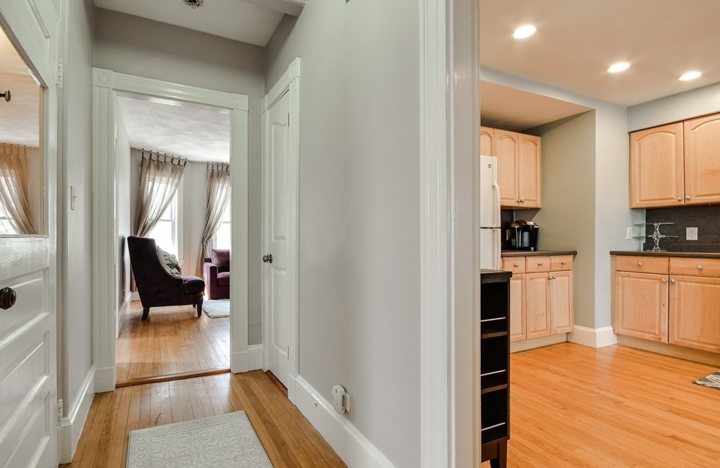 2 bed, 1 bath apartment for rent at 53 Wellington St Unit 3, Waltham — photo 7 of 17