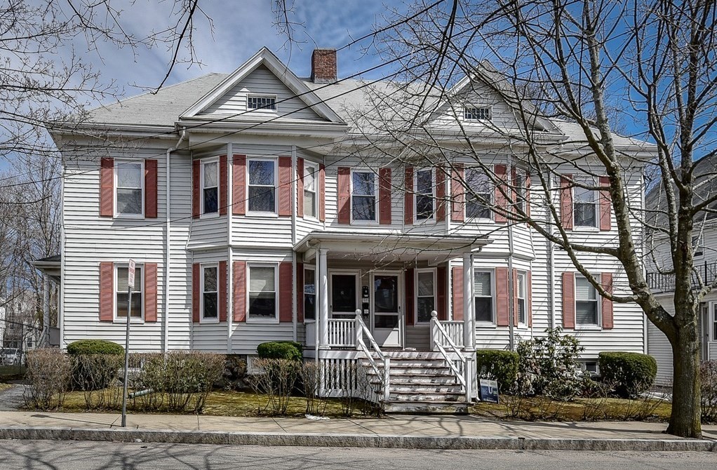 2 bed, 1 bath apartment for rent at 53 Wellington St Unit 3, Waltham — photo 1 of 17