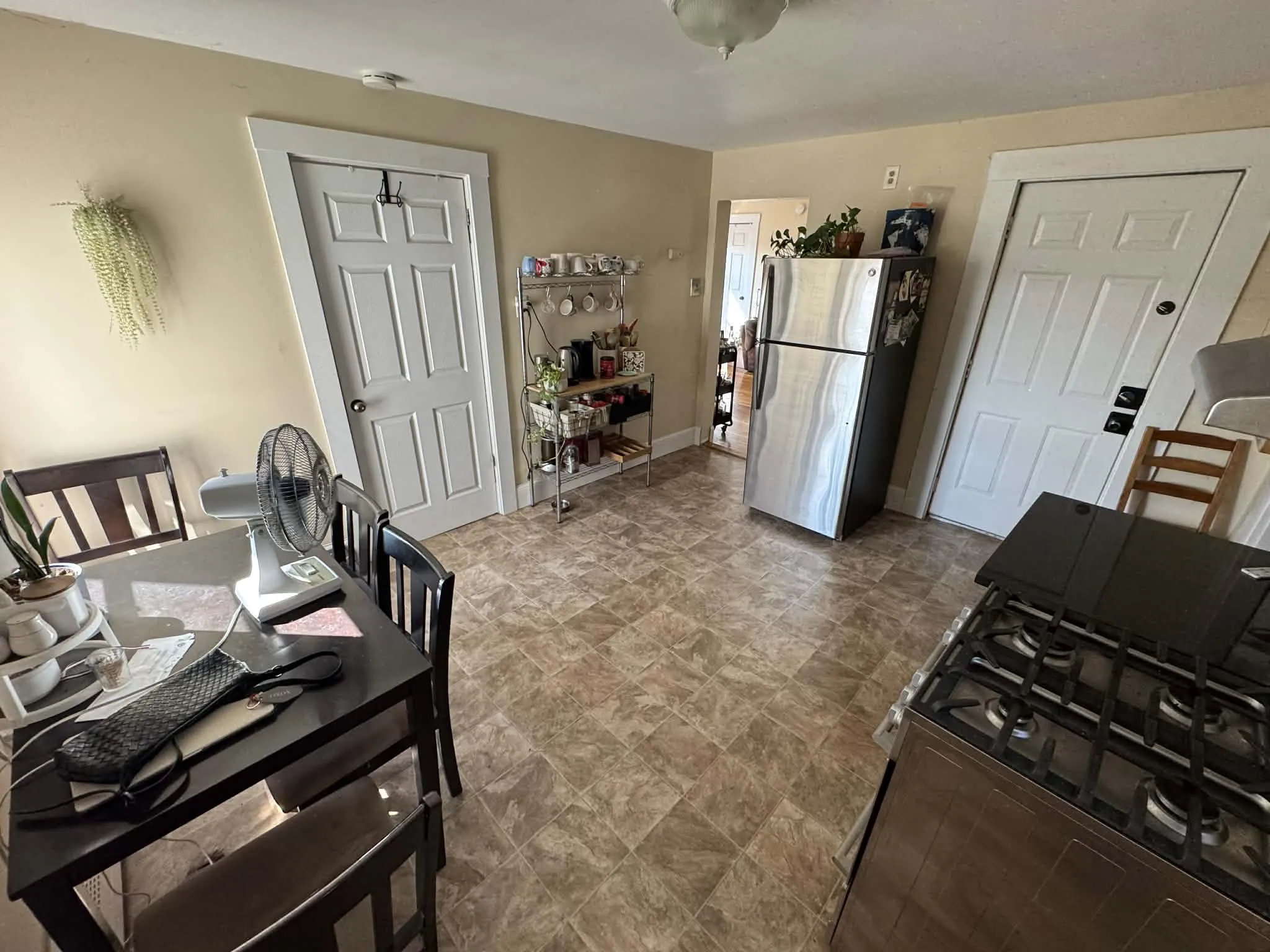 3 bed, 1 bath apartment for rent at 53 West Seventh St Unit 2, South Boston — photo 9 of 10