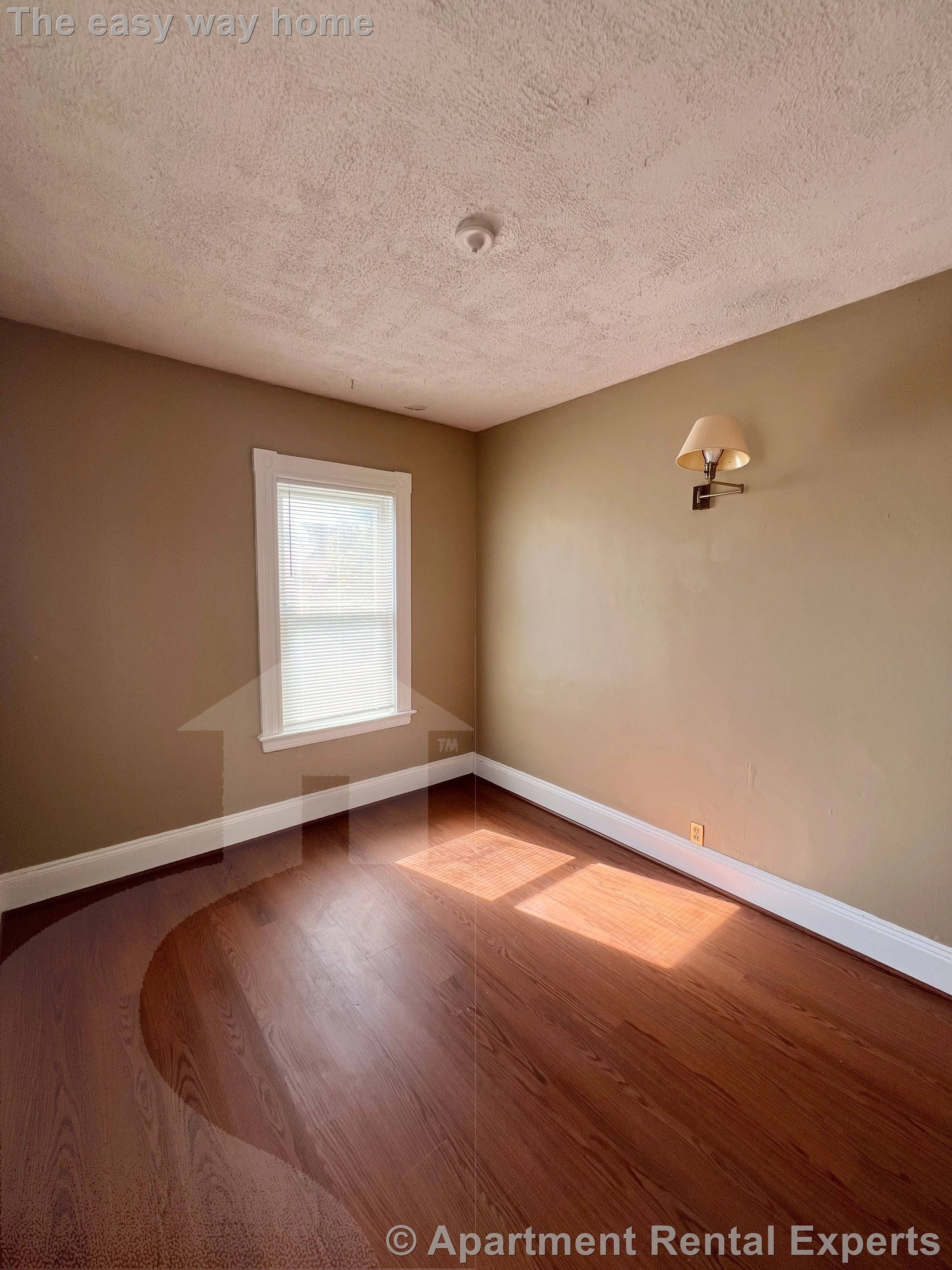 3 bed, 1 bath apartment for rent at 53 Winchester St Unit 2, Tufts — photo 6 of 12
