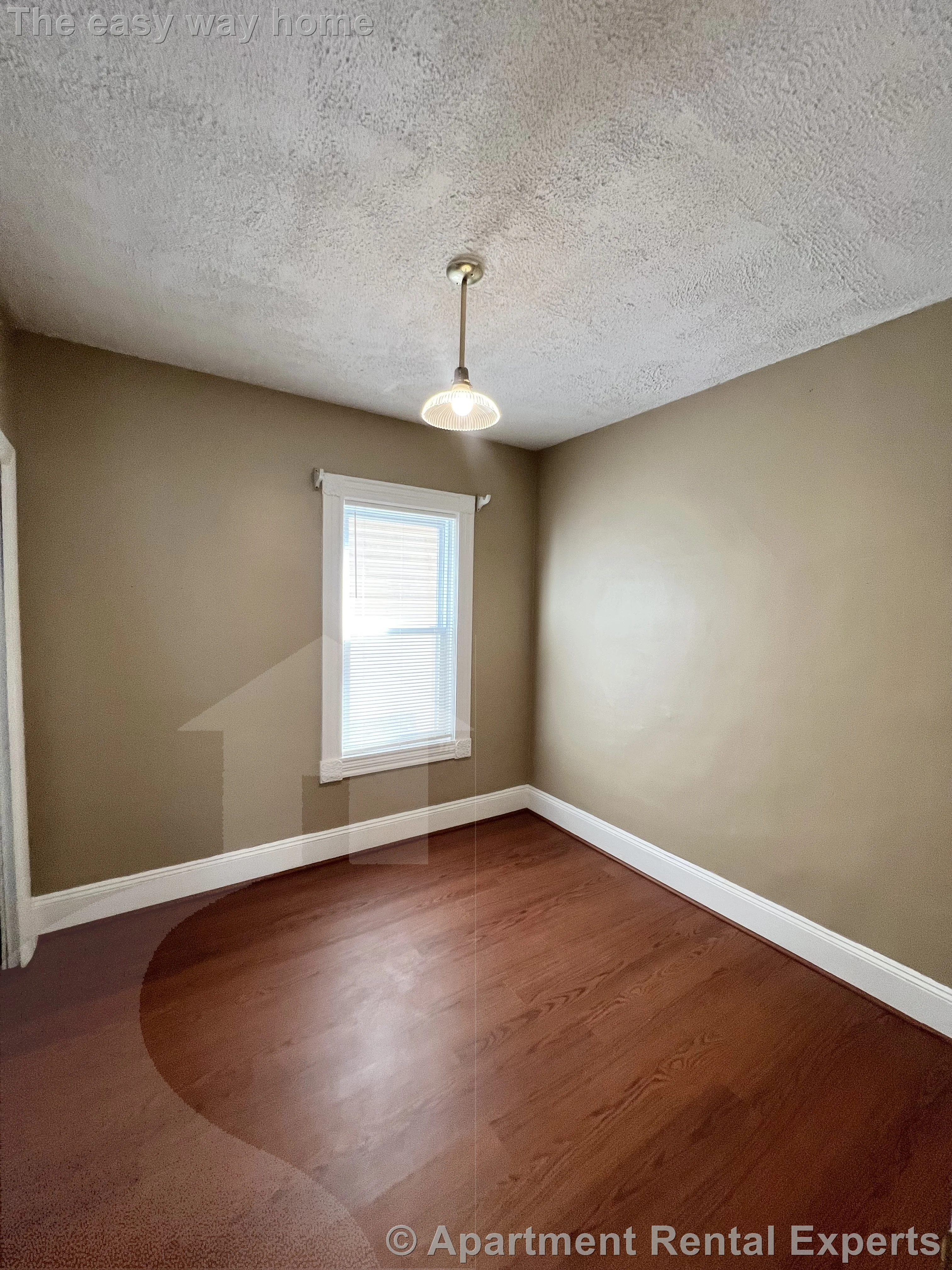 3 bed, 1 bath apartment for rent at 53 Winchester St Unit 2, Tufts — photo 4 of 12