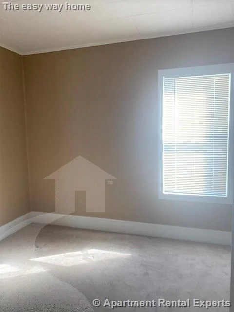 3 bed, 1 bath apartment for rent at 53 Winchester St Unit 2, Tufts — photo 9 of 13
