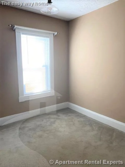 3 bed, 1 bath apartment for rent at 53 Winchester St Unit 2, Tufts — photo 7 of 13