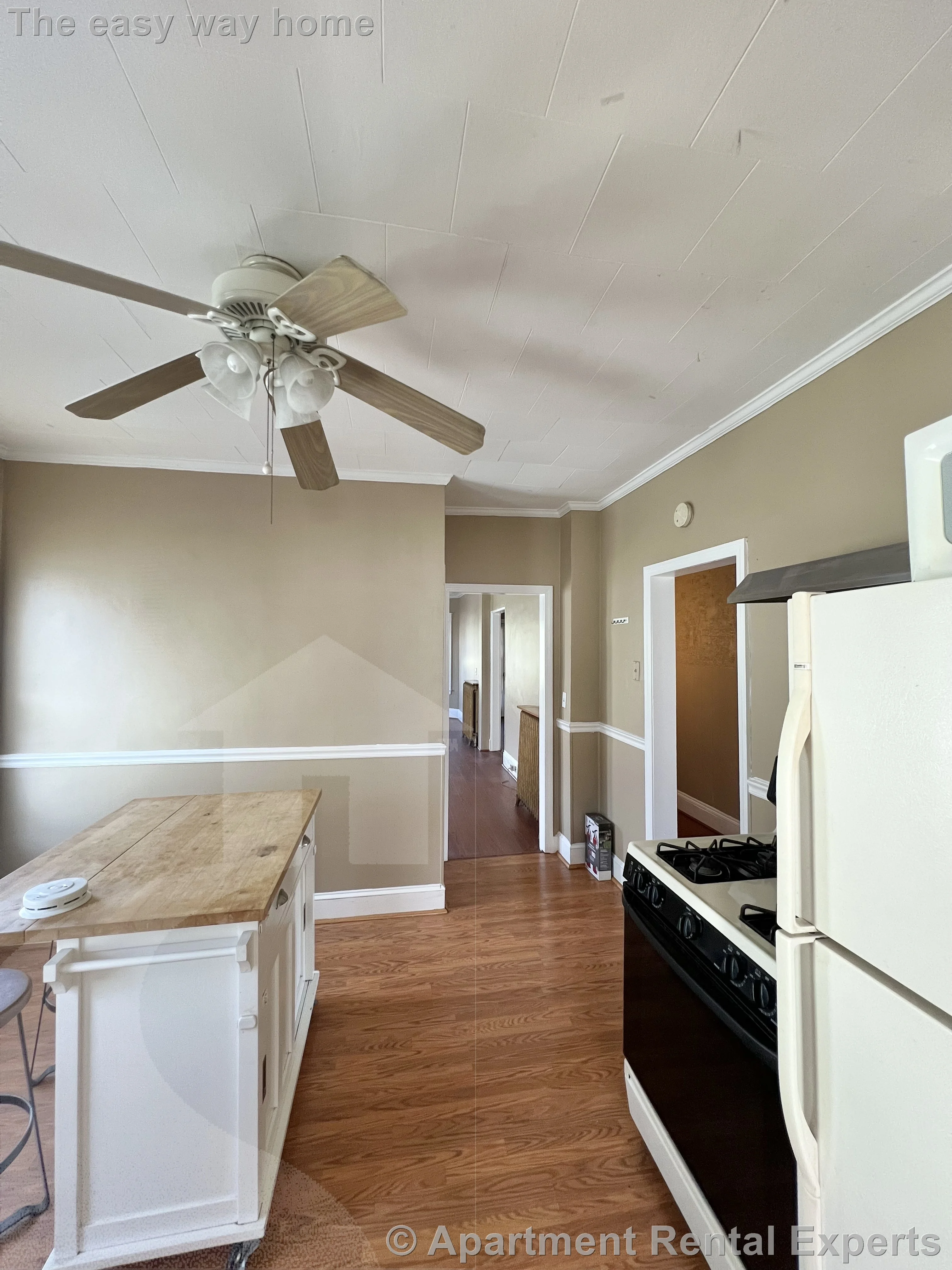 3 bed, 1 bath apartment for rent at 53 Winchester St Unit 2, Tufts — photo 2 of 12