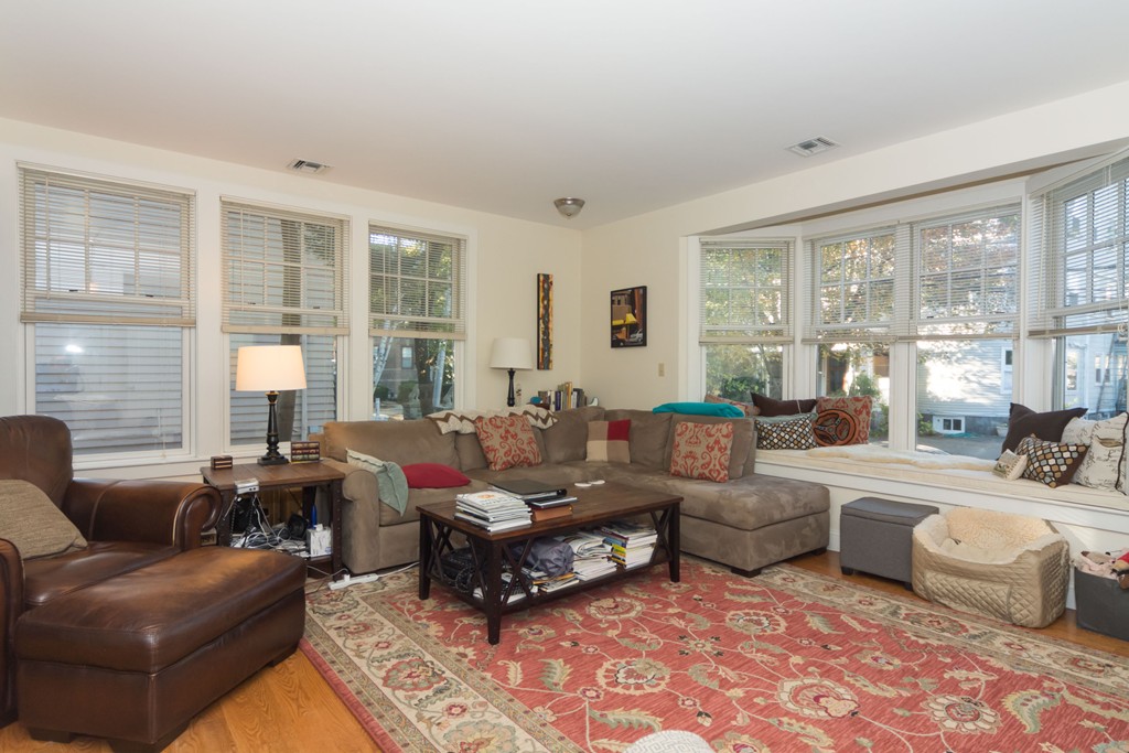 3 bed, 2.5 bath apartment for rent at 53 Winslow Rd Unit B, North Brookline — photo 3 of 11