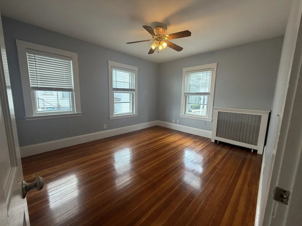 2 bed, 1 bath apartment for rent at 53 Winthrop Shore Dr Unit 1, Winthrop — photo 7 of 17