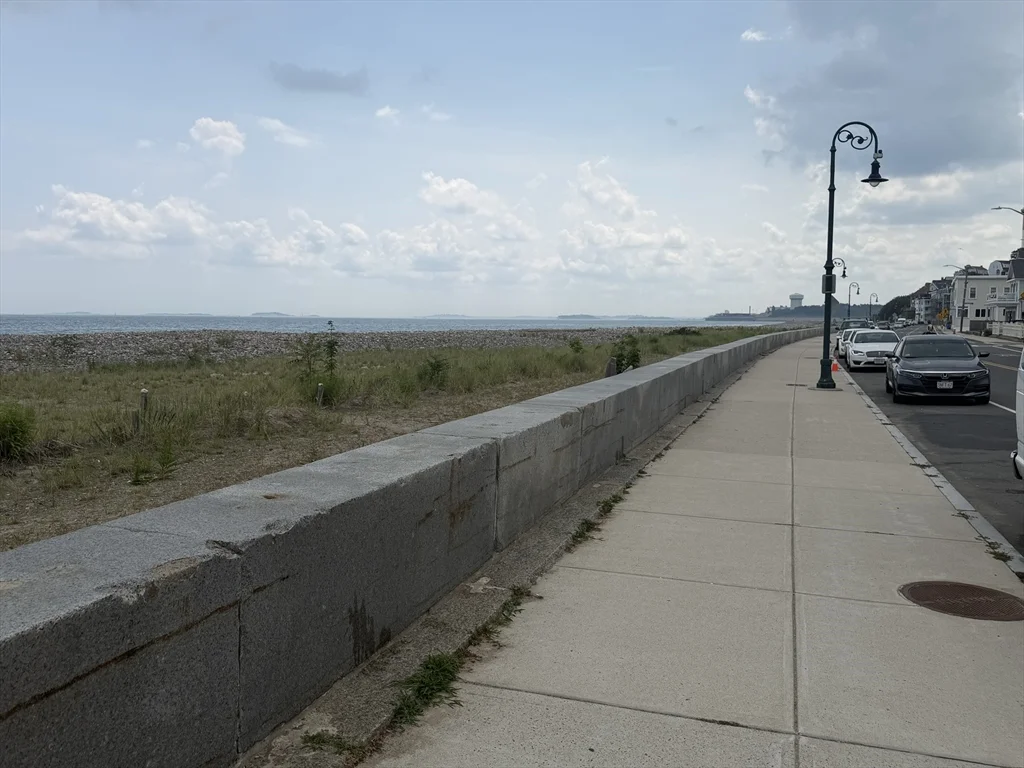 2 bed, 1 bath apartment for rent at 53 Winthrop Shore Dr Unit 1, Winthrop — photo 16 of 17