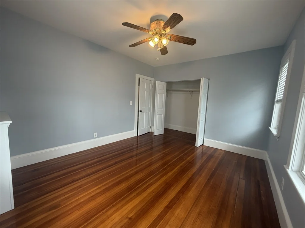 2 bed, 1 bath apartment for rent at 53 Winthrop Shore Dr Unit 1, Winthrop — photo 8 of 17