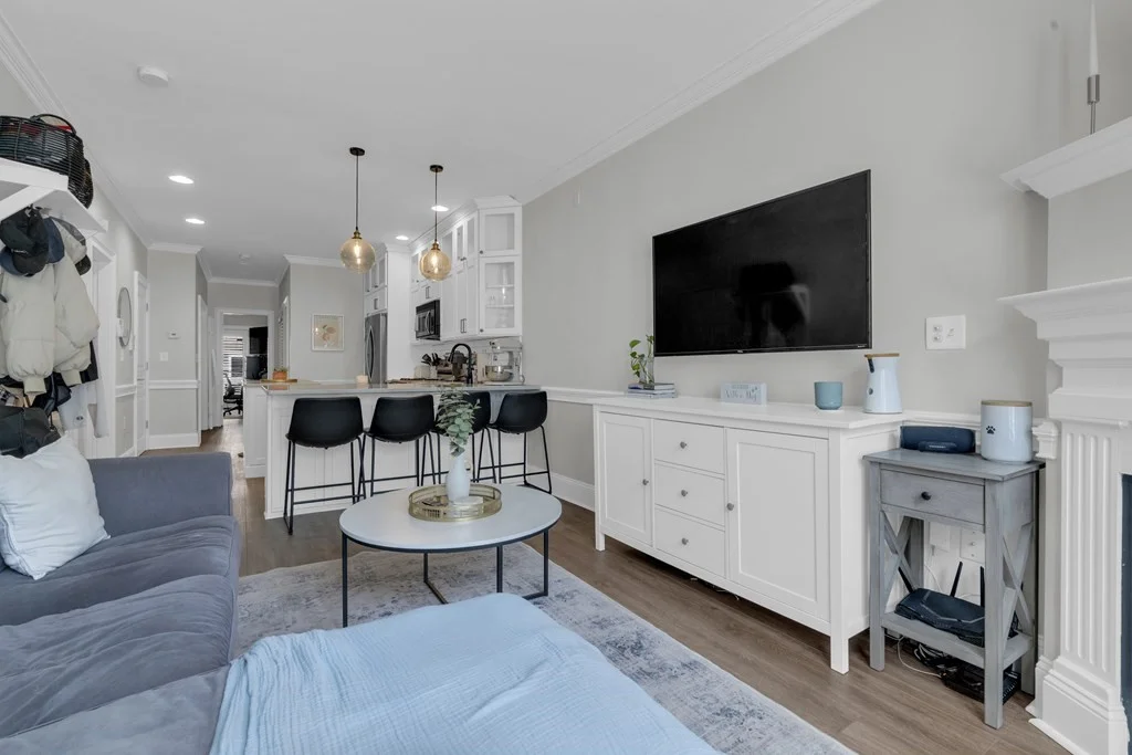 1 bed, 1 bath apartment for rent at 53 Woodward Unit 1, South Boston — photo 3 of 16