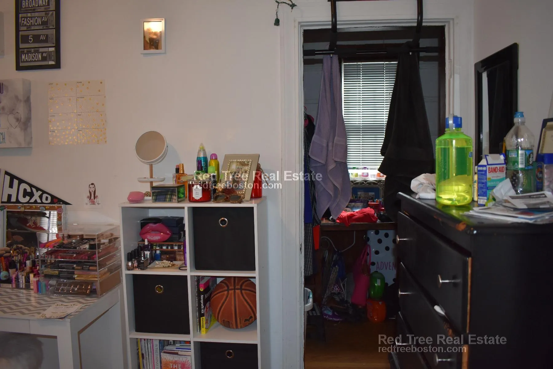 3 bed, 1 bath apartment for rent at 530 Cambridge St Unit 1, Brighton — photo 8 of 14