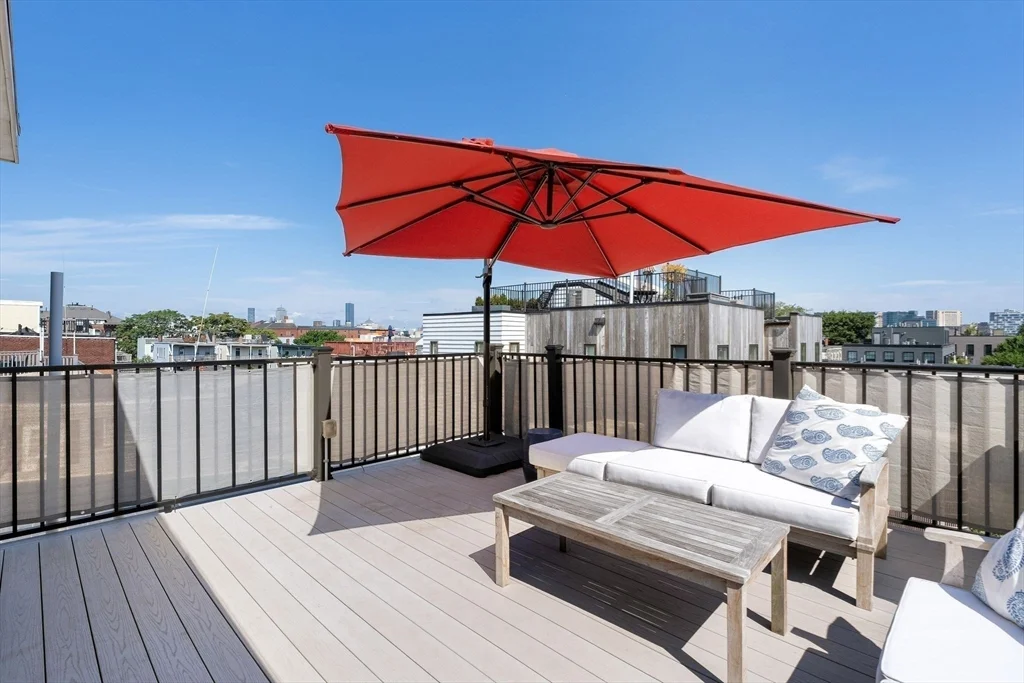 3 bed, 2 bath apartment for rent at 530 E 3rd St Unit PH, South Boston — photo 19 of 23