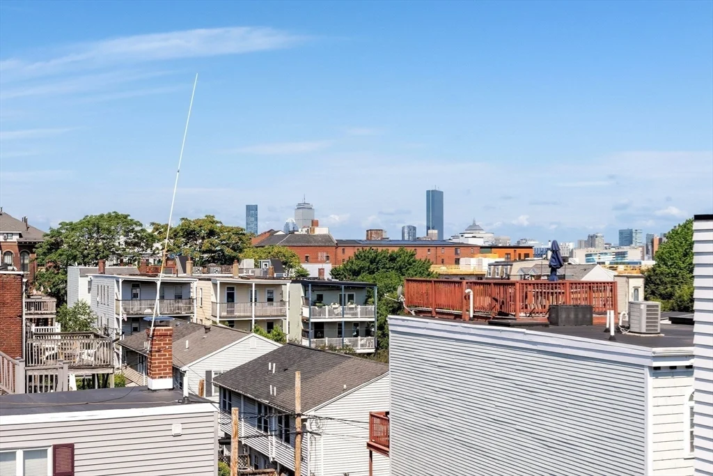 3 bed, 2 bath apartment for rent at 530 E 3rd St Unit PH, South Boston — photo 21 of 23