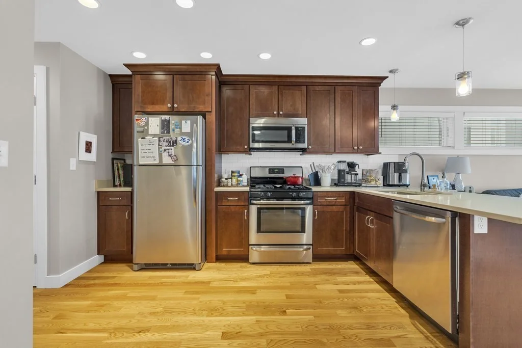 1 bed, 1 bath apartment for rent at 530 E 3rd Unit 1, South Boston — photo 2 of 14